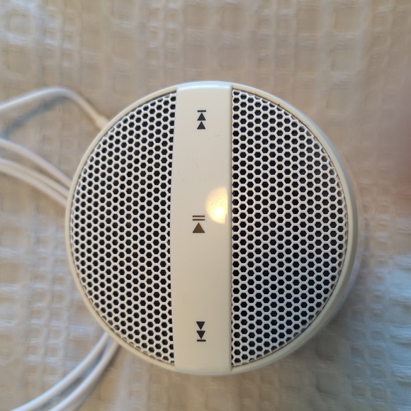 Jam touch wireless speaker - Picture 2 of 4